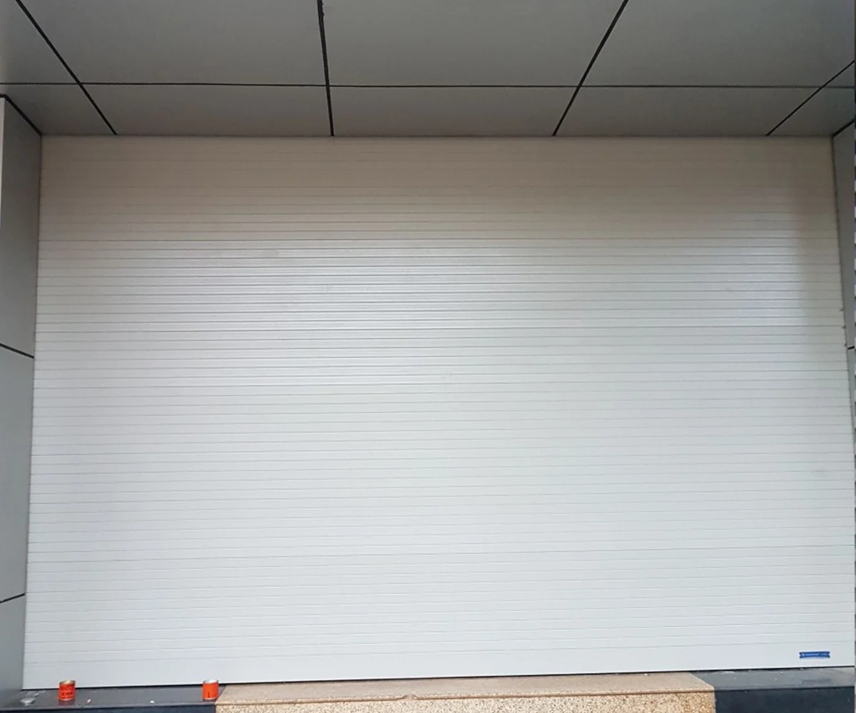 Cửa cuốn úc Titadoor APEX AZ100-AP - Cửa cuốn Titadoor Biên Hòa